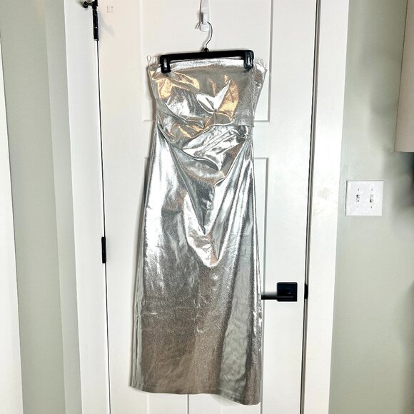 Zara Metallic Silver Strapless Midi Bodycon Dress Split in Back Clubwear M NWT - Picture 3 of 7